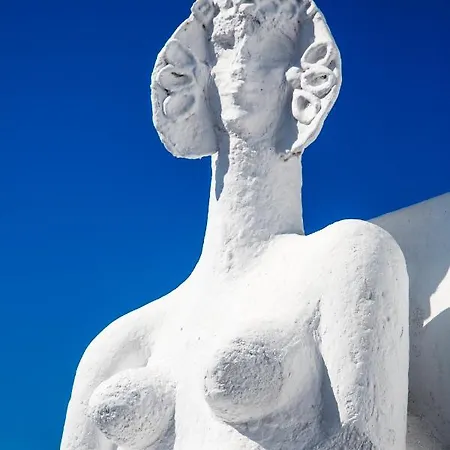 Trieris & Тира