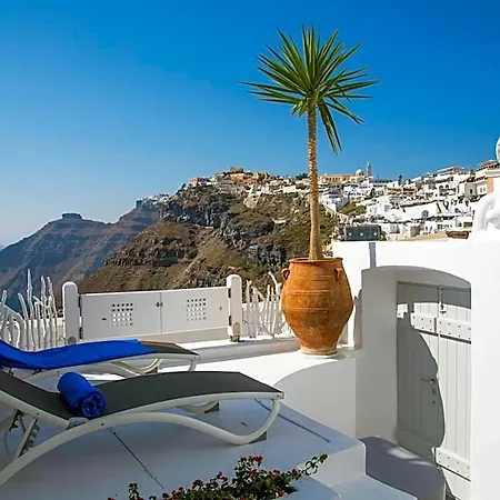 Trieris & Fira (Santorini)