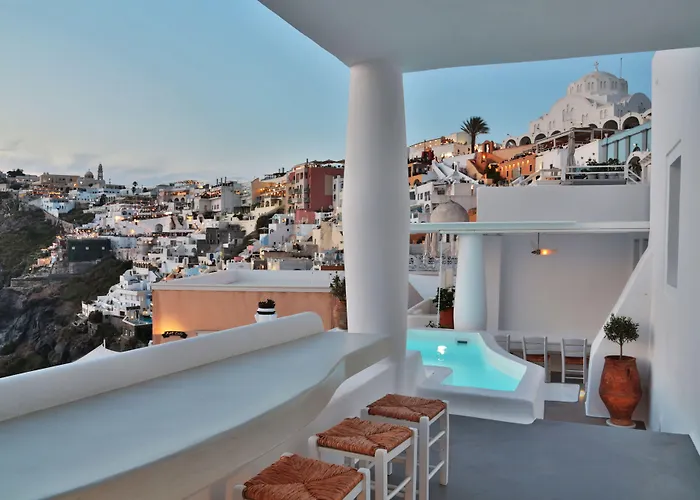 Trieris & Fira (Santorini)