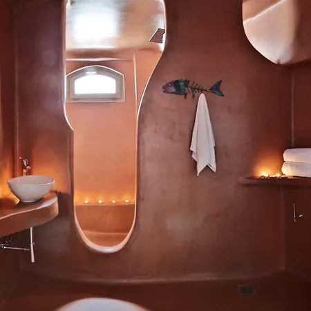 Trieris & * סנטוריני