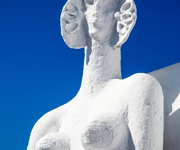 Trieris & Fira (Santorini)